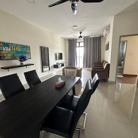 Ayer8 Putrajaya Guesthouse Extérieur photo
